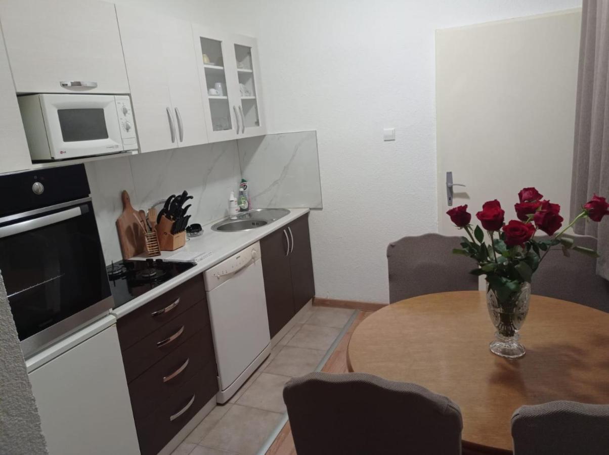 Apartman Lili Apartamento Livno Exterior foto